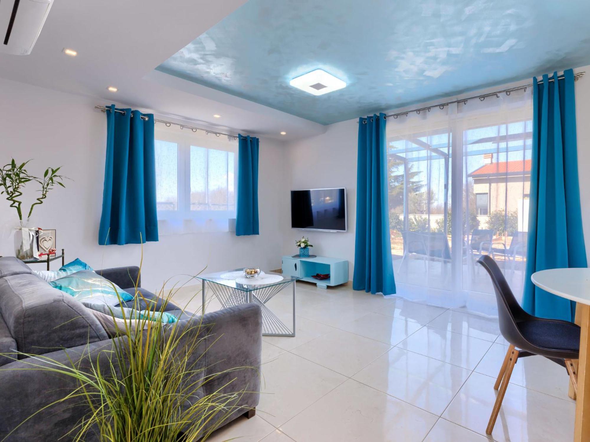 Holiday Home Villa Fenix By Interhome Zminj Exterior photo